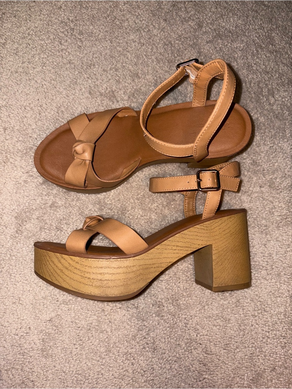 Universal Thread Tan Platform Block Heel Sandals with Ankle Buckle